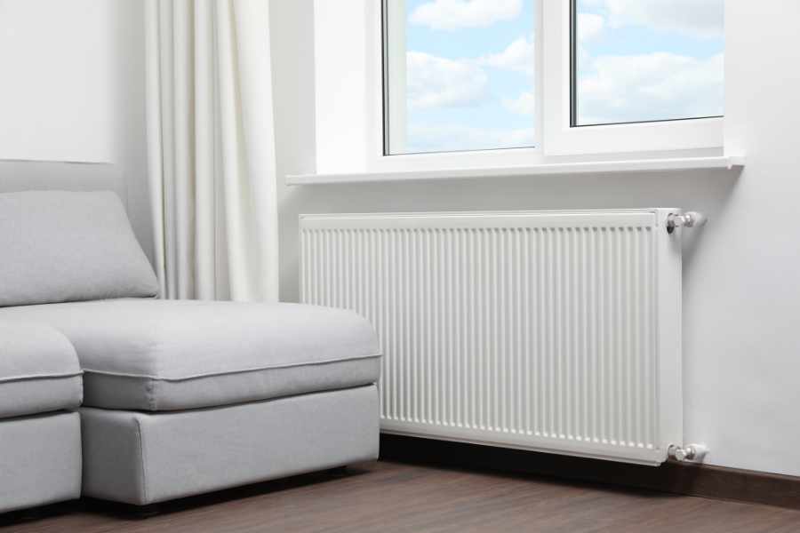 Radiadores para aerotermia en una casa